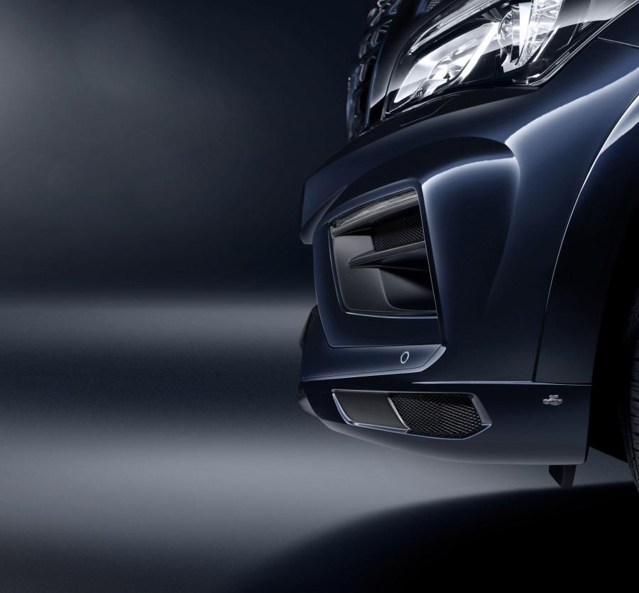 Детали экстерьера Infiniti QX80 Missuro by Larte Design 2016 года  (фото 50 из 70)